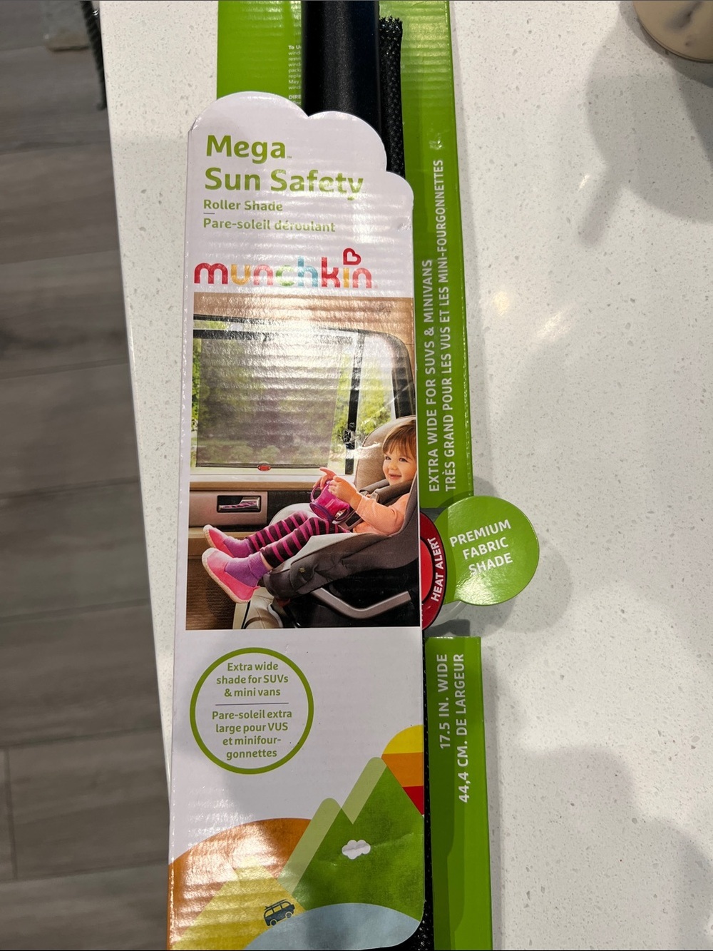 Munchkin Mega Sun Safety Roller Shade - Green and Black